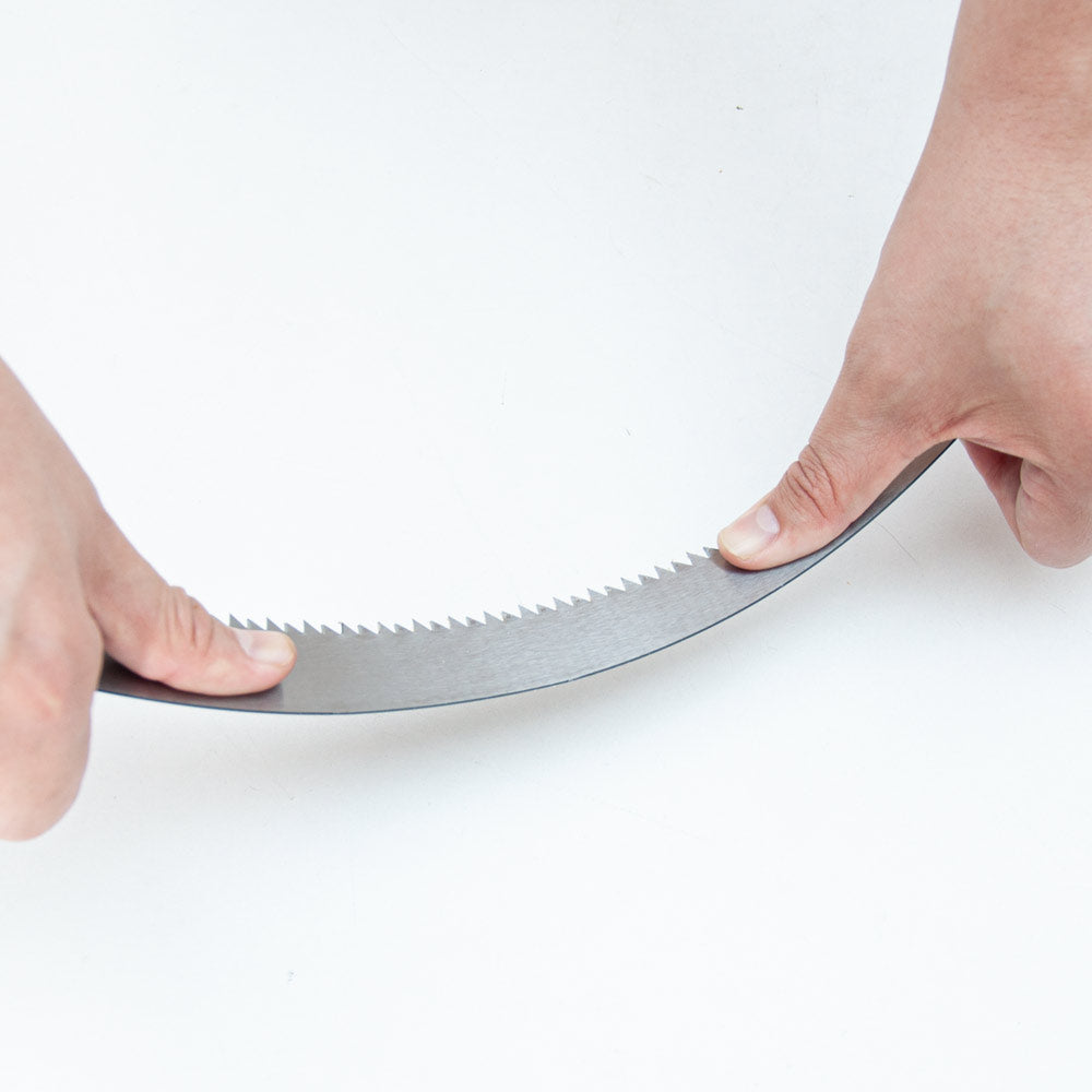 2PCS 34.5cm Pole Saw Blades Heavy Duty Steel Trimmer Blades Pruner Replacement with Style Sharp Saw Tooth Design for High Branch Cutter Tree Trimming